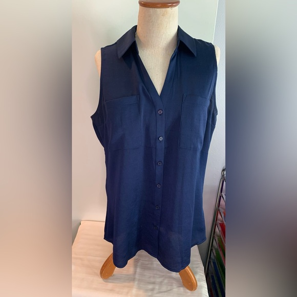 Express  Slim.Dark Blue Sleeveless Top.
Size M. Light weight - Picture 1 of 11